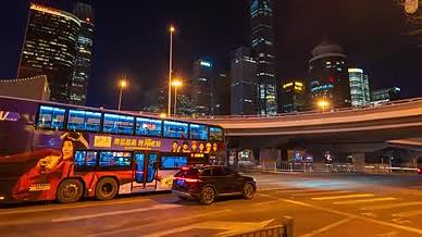 8K震撼延时北京国贸车水马龙城市夜景视频的预览图